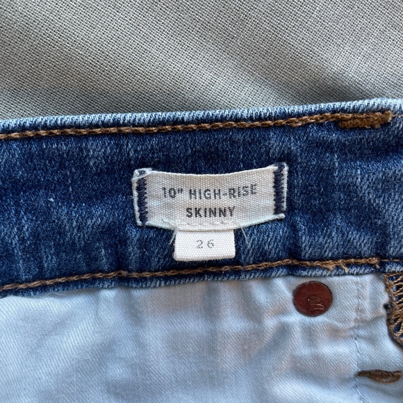 Madewell 10” high rise raw step hem skinny jeans - Picture 4 of 7